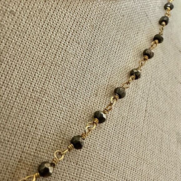 Labradorite double strand teardrop pendant necklace - Picture 5 of 10